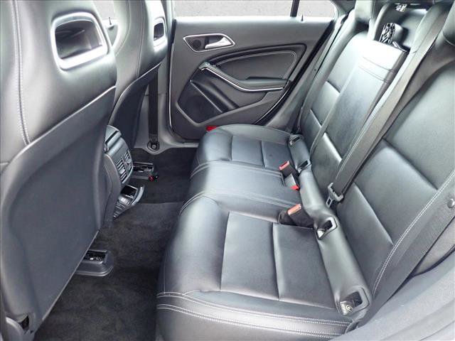 Used 2019 Mercedes-Benz CLA 250 4MATIC image 8