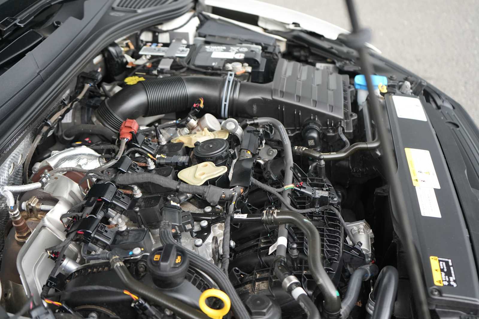 Used 2023 Volkswagen GTI SE FWD image 14