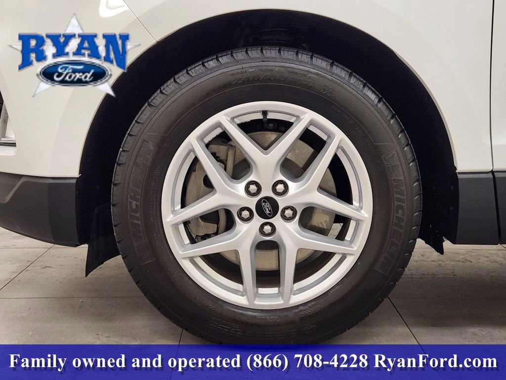 Certified 2024 Ford Edge SEL w/ Convenience Package image 7