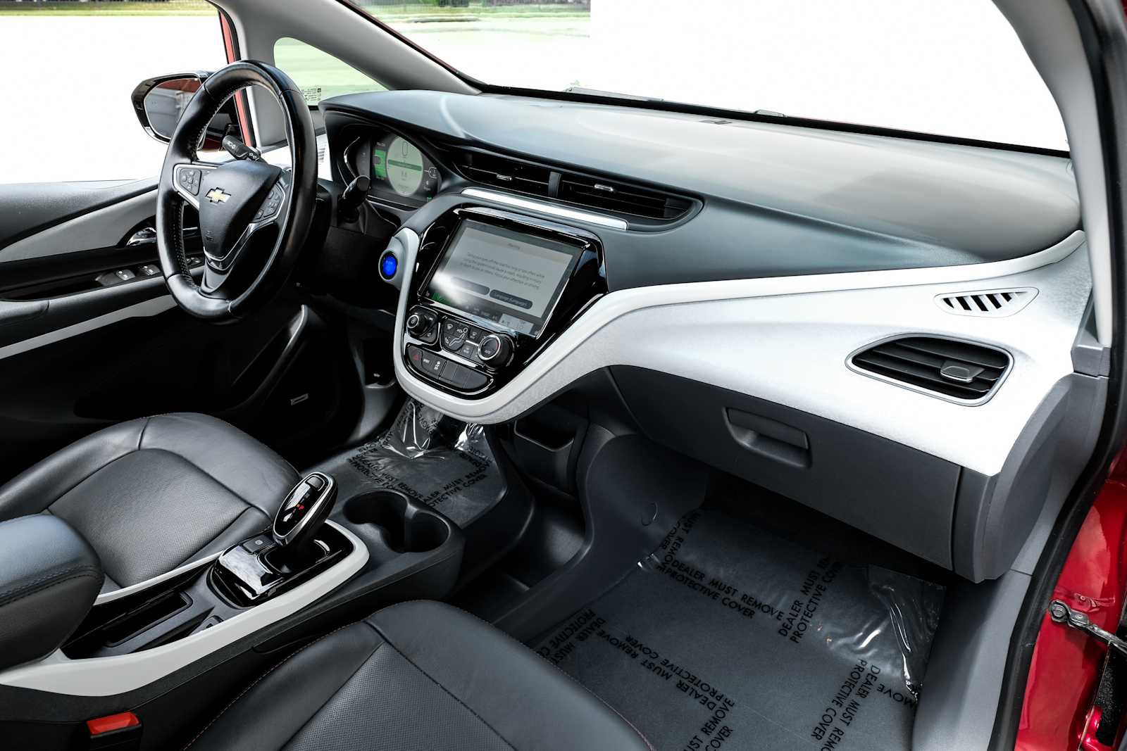Used 2020 Chevrolet Bolt Premier w/ Infotainment Package image 14