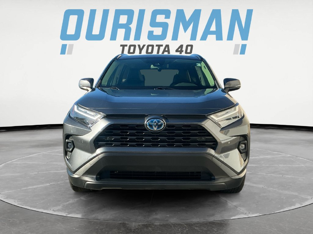 Used 2023 Toyota RAV4 XLE Premium AWD/4WD image 2