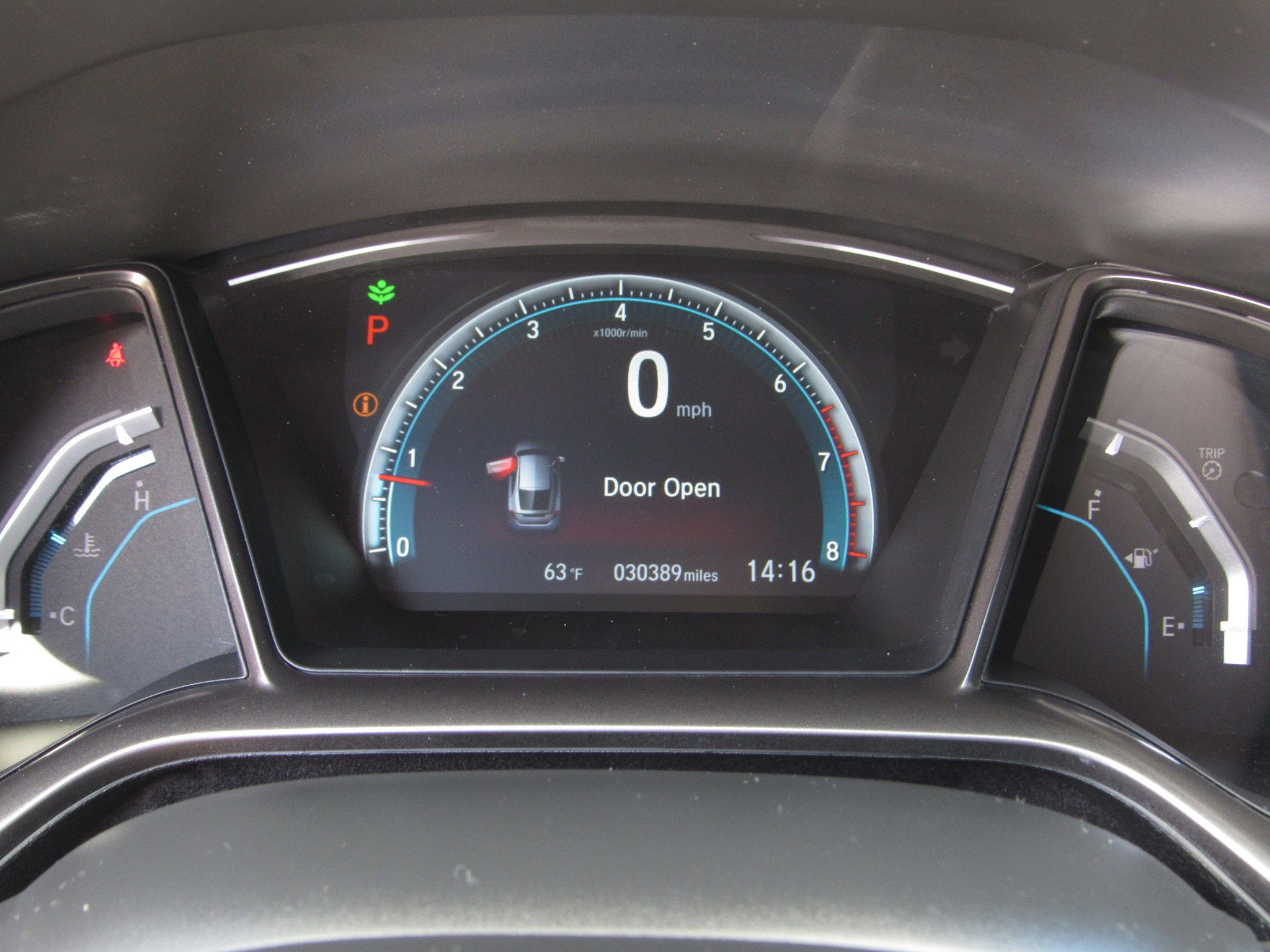 Certified 2018 Honda Civic EX image 24