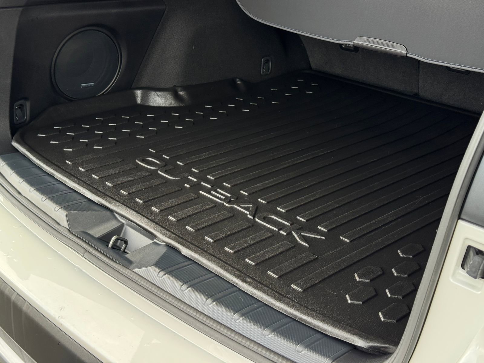 Used 2023 Subaru Outback Touring image 38