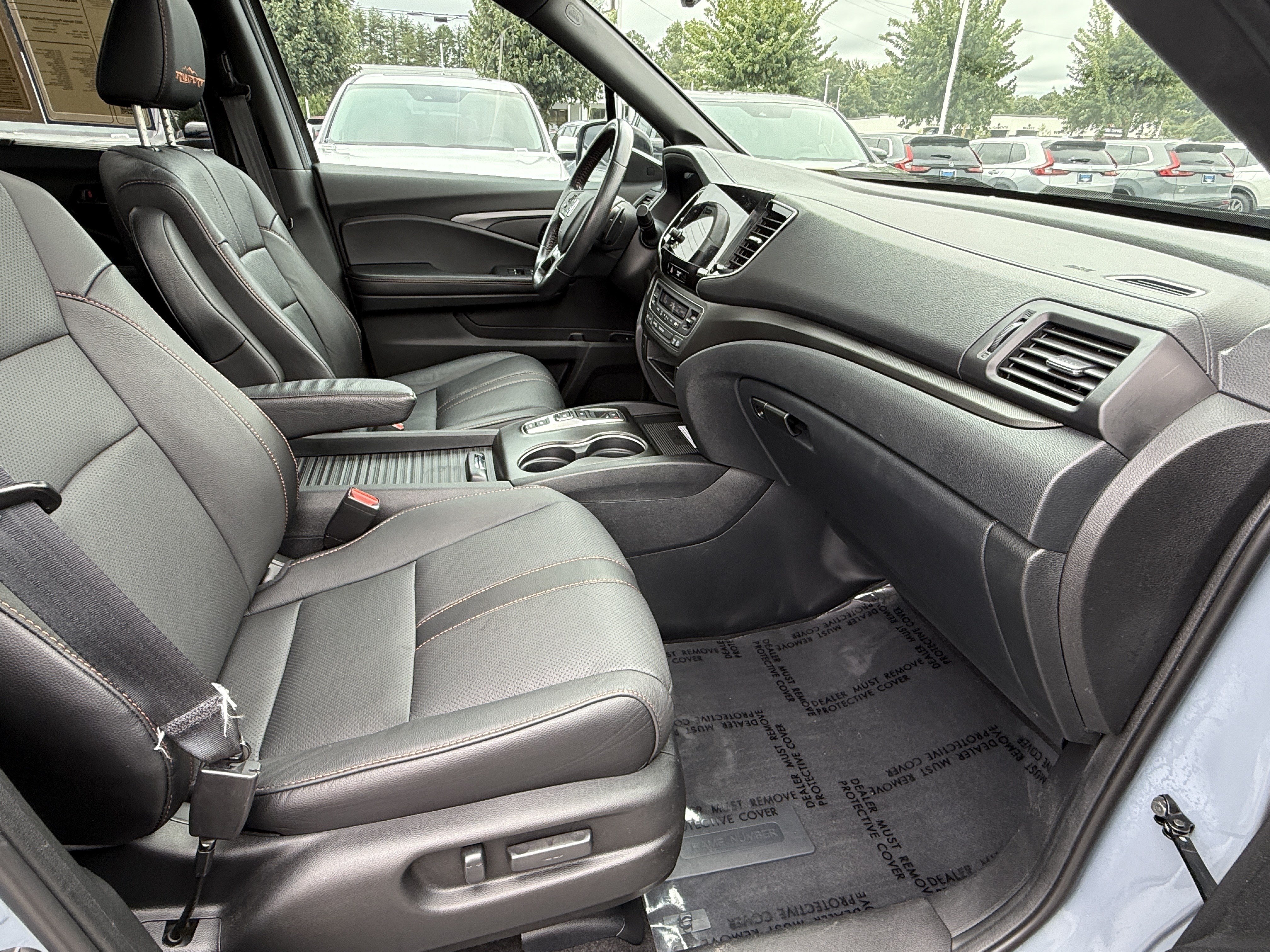 Used 2023 Honda Passport TrailSport image 34