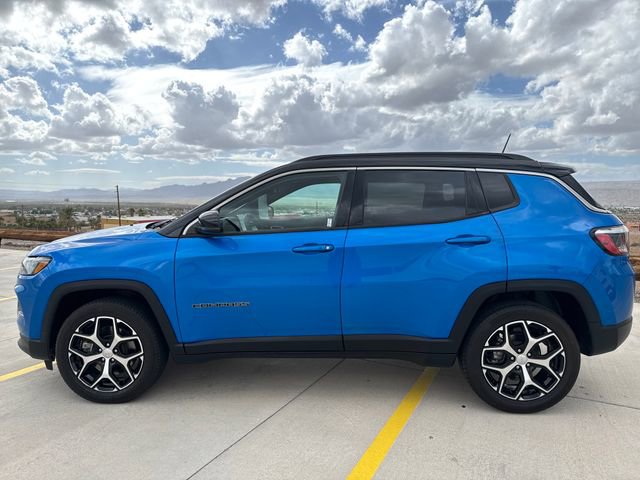 Used 2024 Jeep Compass Limited image 2