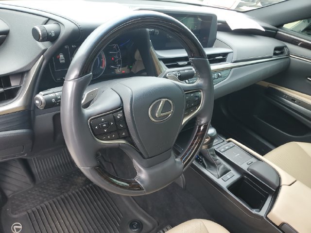Used 2021 Lexus ES 250 w/ Premium Package AWD/4WD image 17