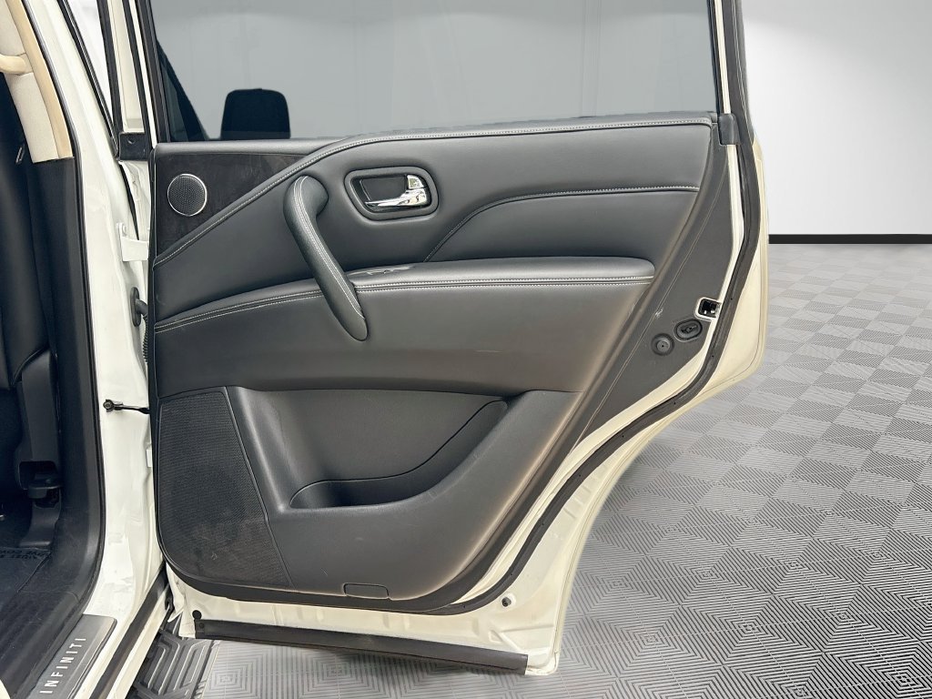 Used 2022 INFINITI QX80 Luxe w/ Cargo Package AWD/4WD image 28