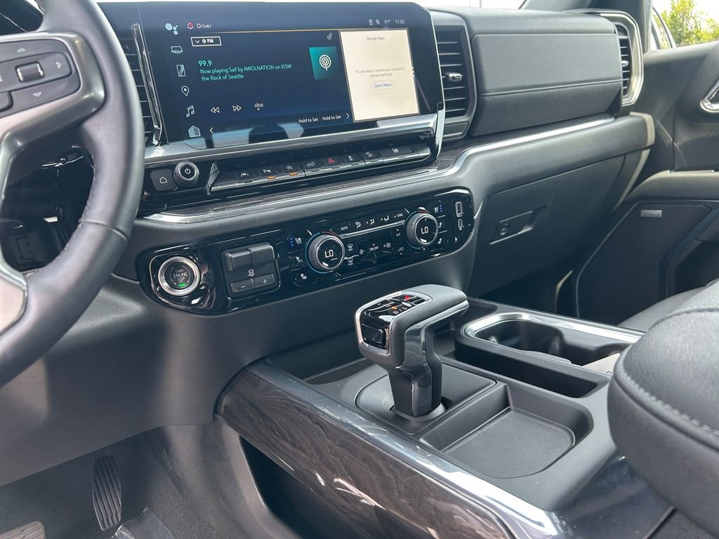 Used 2024 Chevrolet Silverado 1500 LTZ image 20