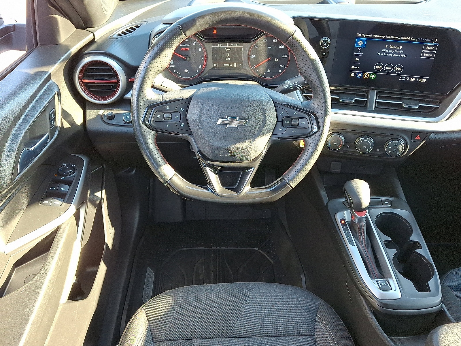 Certified 2024 Chevrolet Trax RS image 12