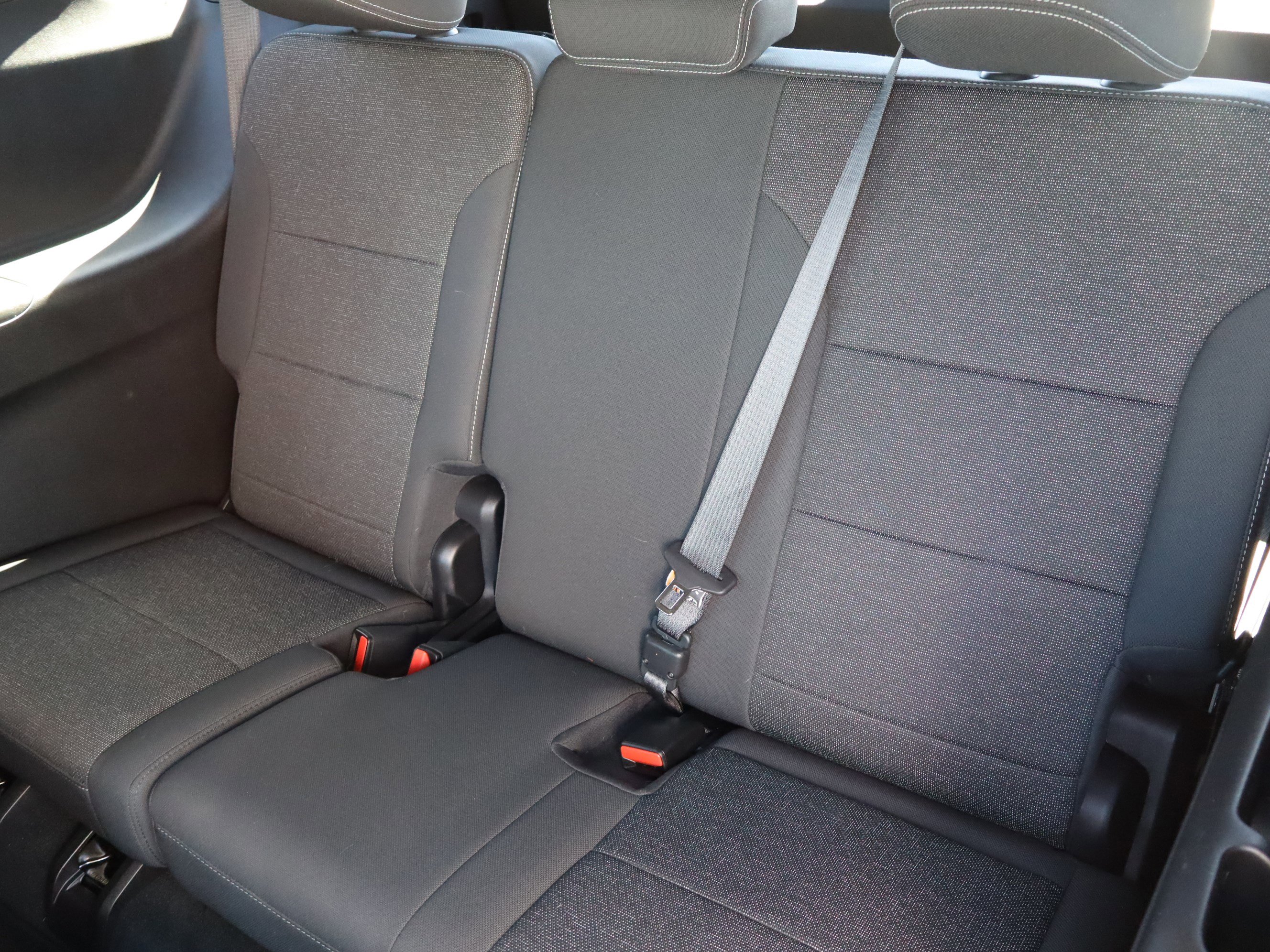 Used 2025 Chevrolet Traverse LT w/ Driver Confidence Package FWD image 32