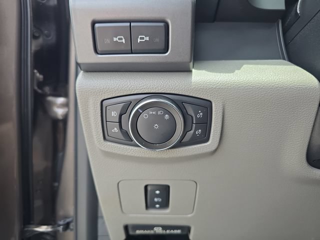 Used 2020 Ford F250 XLT w/ XLT Premium Package AWD/4WD image 23