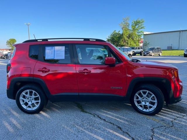 Used 2020 Jeep Renegade Latitude w/ Cold Weather Group FWD image 7