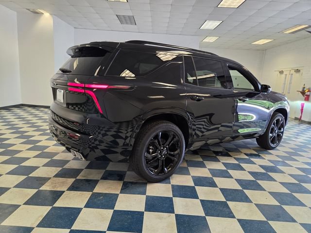 New 2027 Chevrolet Traverse RS w/ LPO, Floor Liner Package FWD image 8
