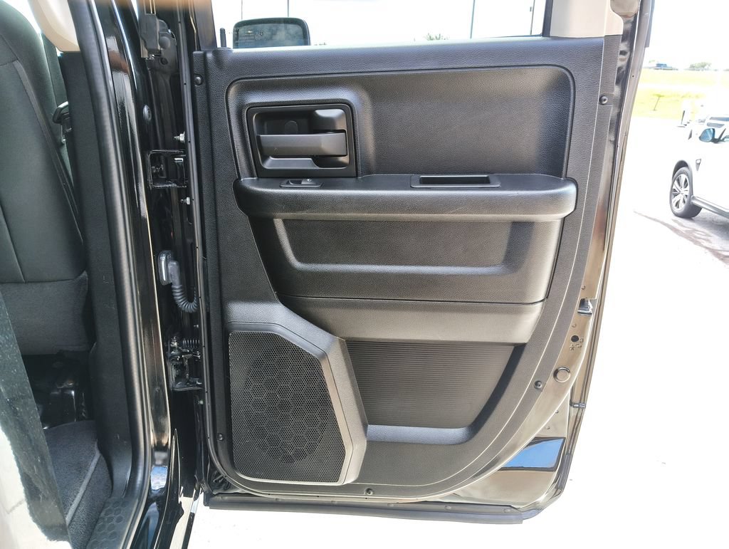 Used 2021 RAM 1500 Express w/ Wheel & Sound Group AWD/4WD image 21