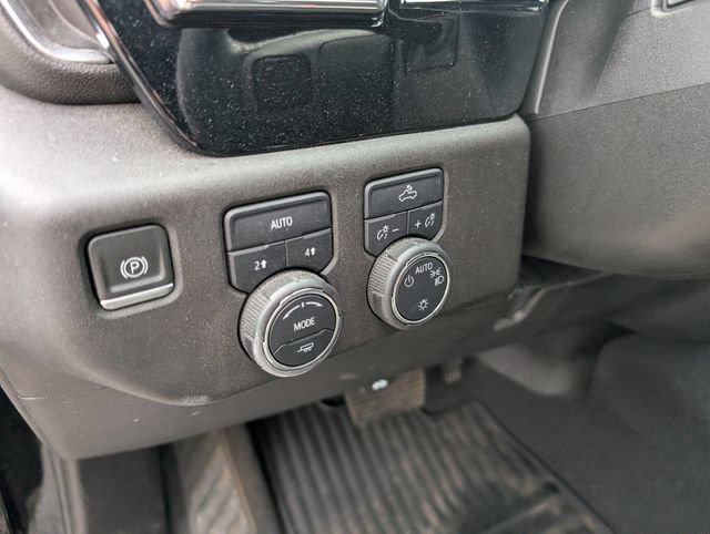 Used 2024 Chevrolet Silverado 1500 LT AWD/4WD image 12