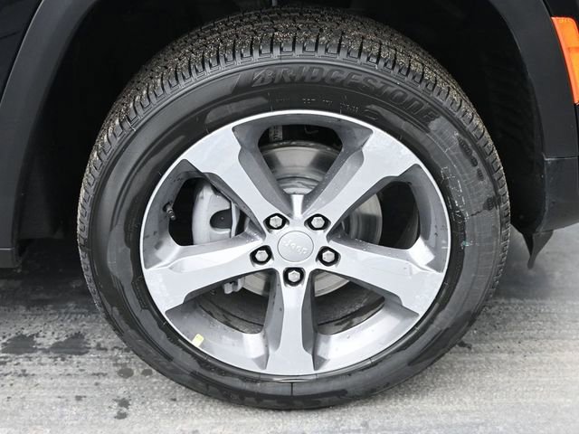 New 2026 Jeep Grand Cherokee Limited image 38