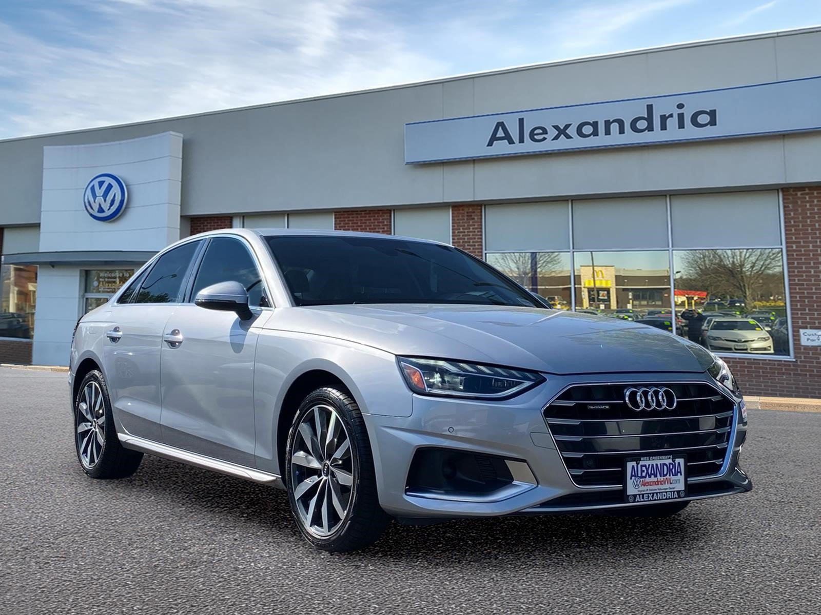 Used 2023 Audi A4 2.0T Premium w/ Convenience Package AWD/4WD image 1