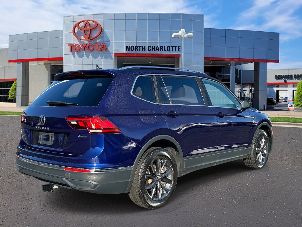 Used 2022 Volkswagen Tiguan SE AWD/4WD image 8
