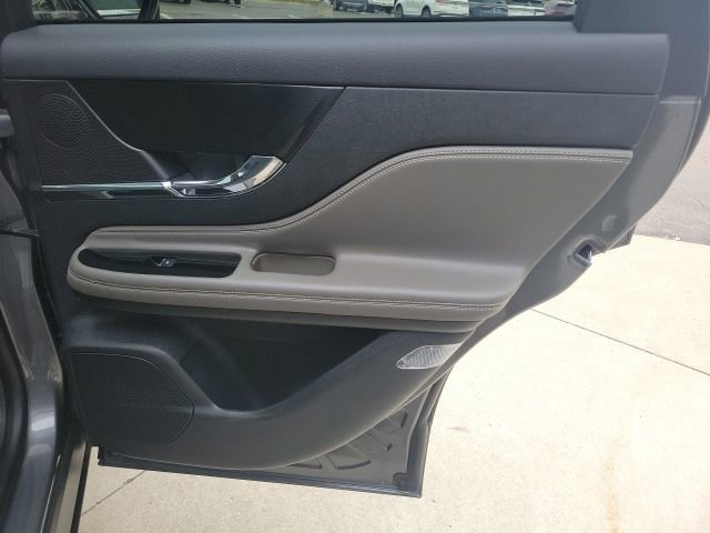 Certified 2024 Lincoln Corsair Reserve w/ Equipment Group 201A image 24