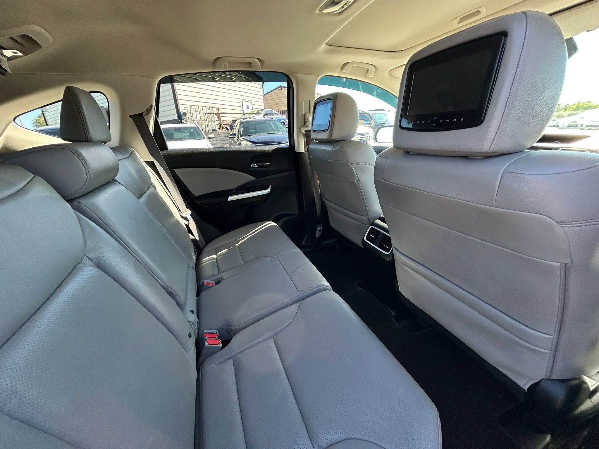 Used 2016 Honda CR-V Touring image 5