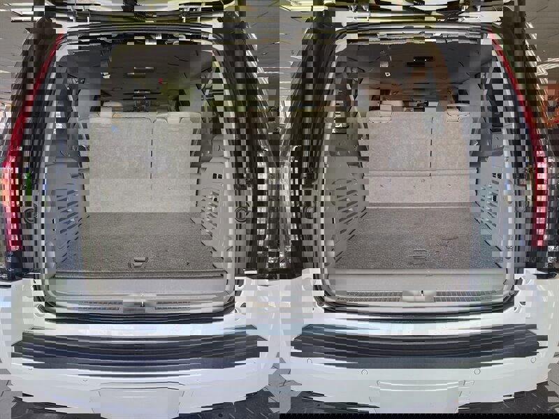 Used 2015 Cadillac Escalade ESV Luxury image 39