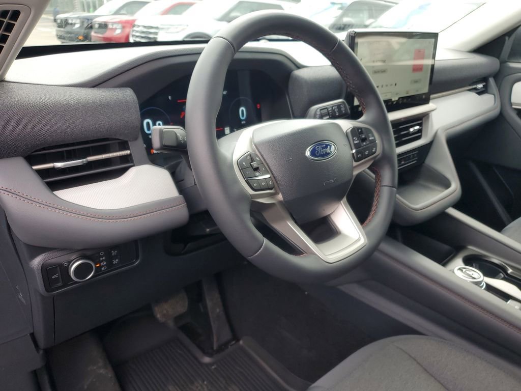 New 2026 Ford Explorer Active image 11