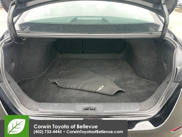 Used 2025 Nissan Sentra SR w/ Midnight Edition image 29