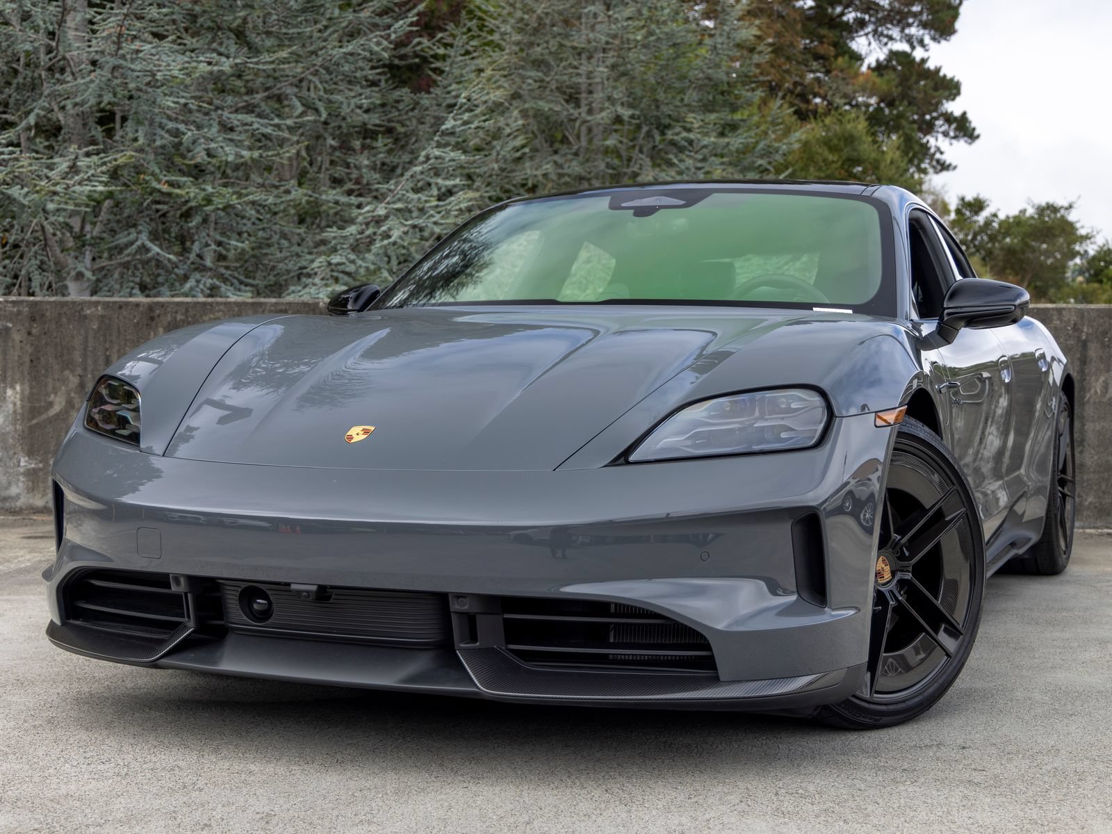 New 2026 Porsche Taycan RWD image 7
