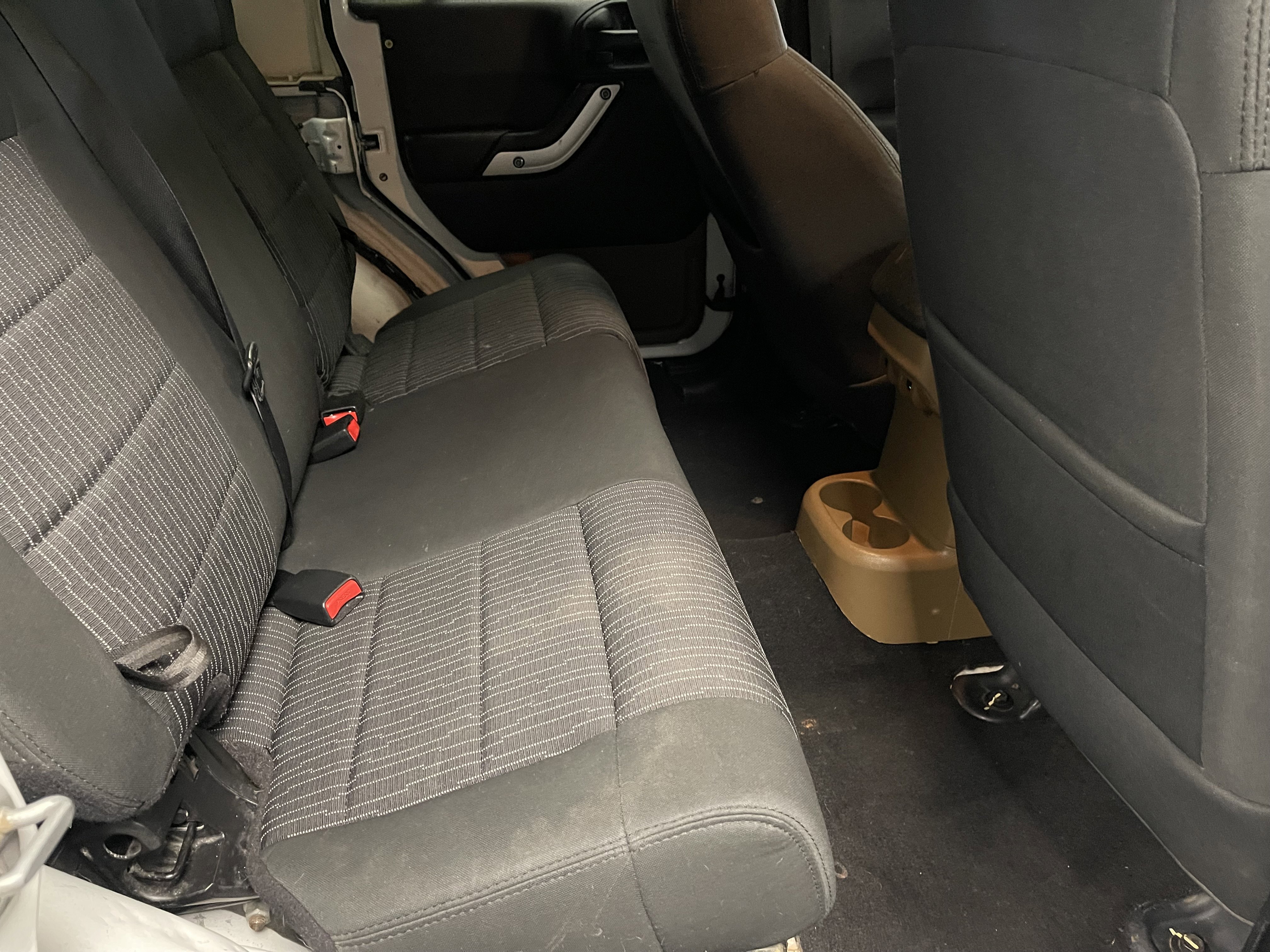 Used 2011 Jeep Wrangler Unlimited Rubicon w/ Trailer Tow Group image 13