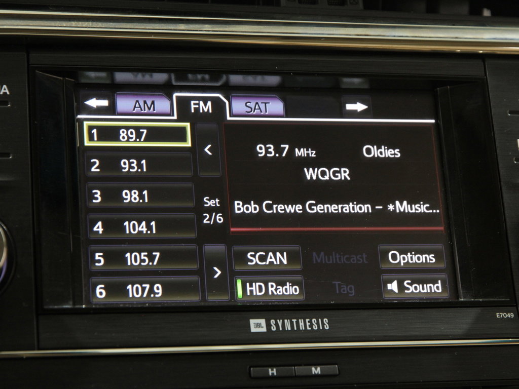 Used 2014 Toyota Avalon Limited image 11