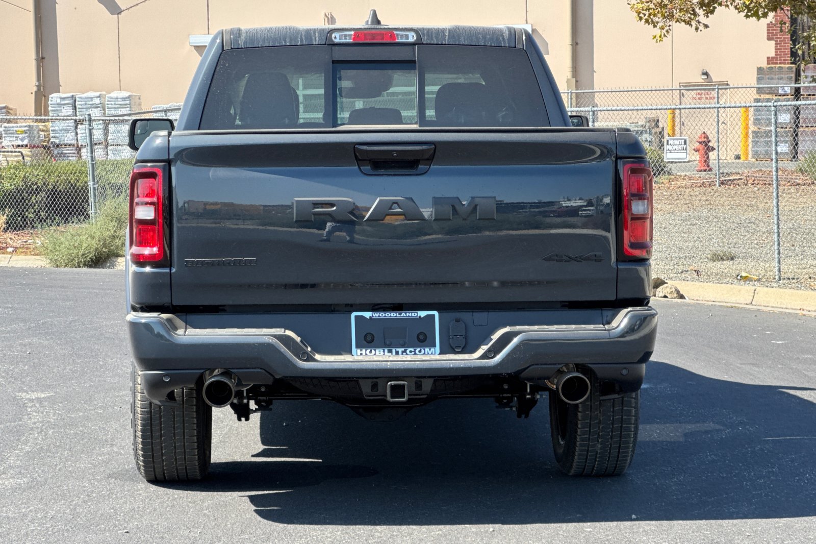 New 2027 RAM 1500 Big Horn w/ Night Edition AWD/4WD image 4
