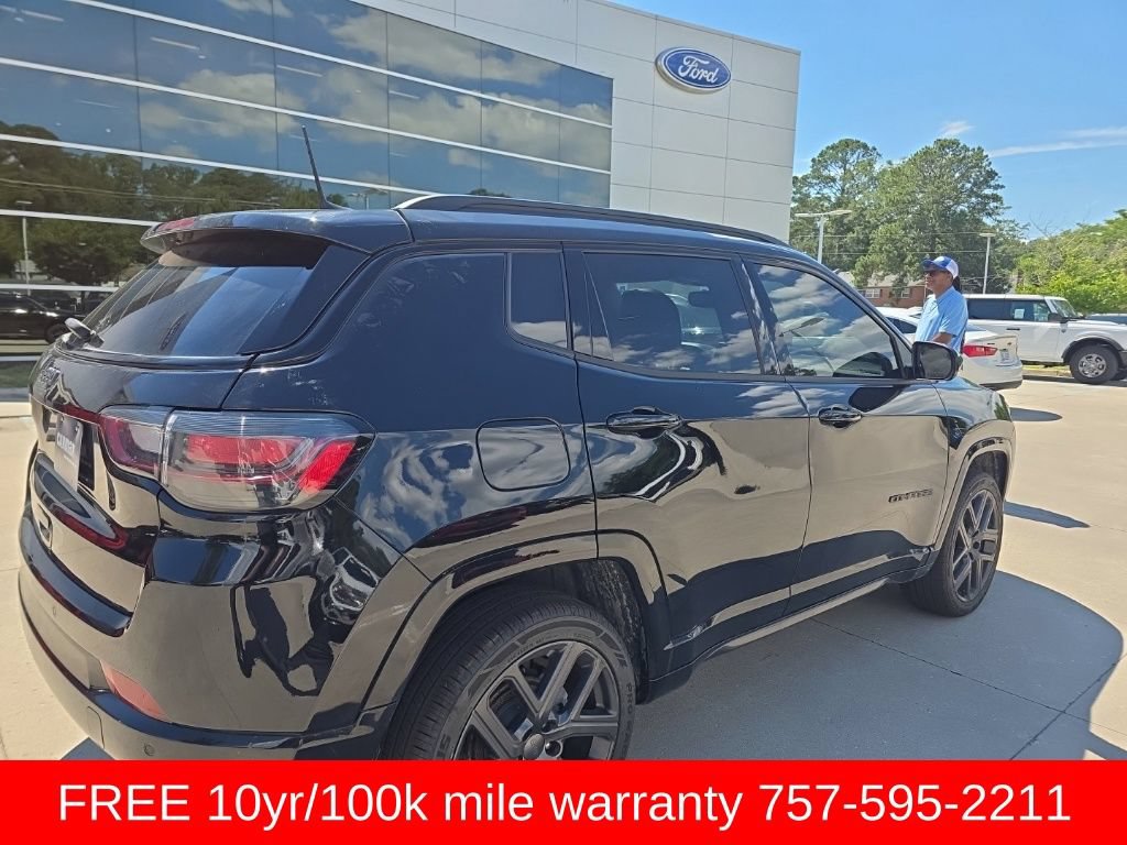 Used 2024 Jeep Compass Limited w/ High Altitude Package AWD/4WD image 7