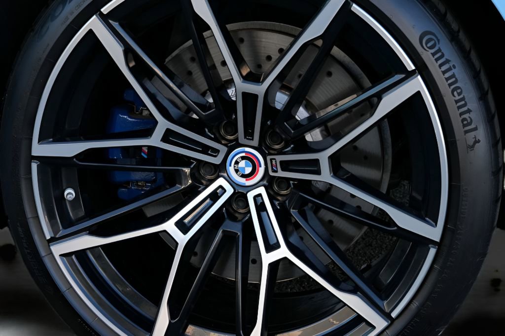 Used 2023 BMW M2 w/ Lighting Package image 85