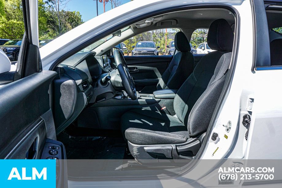 Used 2024 Nissan Sentra S FWD image 19