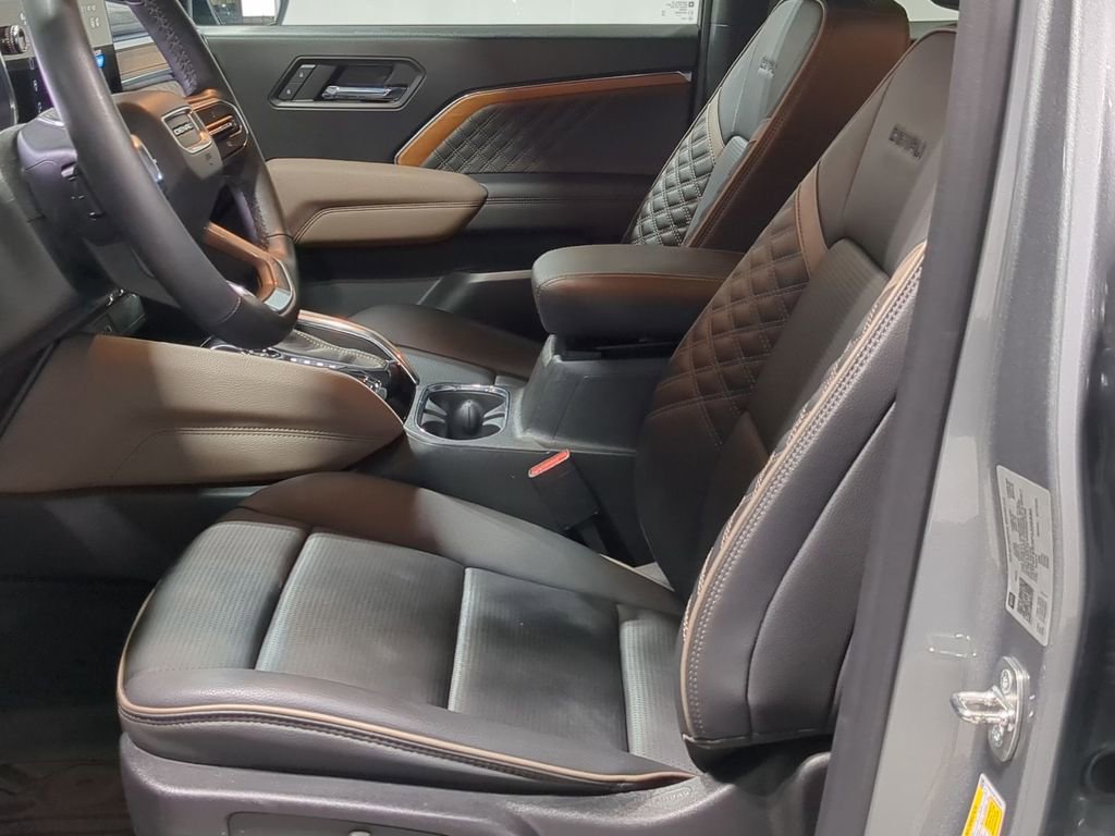 Used 2023 GMC Canyon Denali image 20