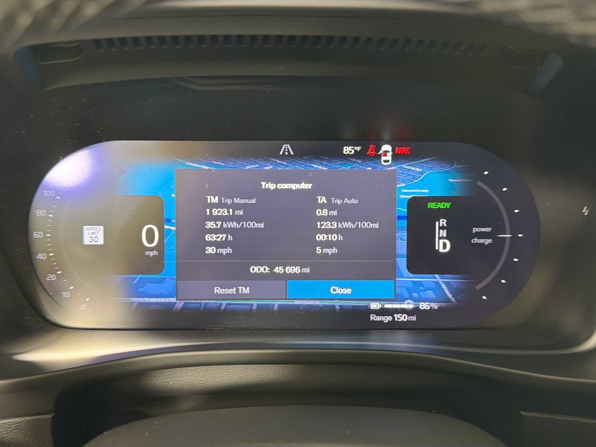 Certified 2023 Volvo C40 P8 Recharge Ultimate w/ Protection Package Premier AWD/4WD image 11