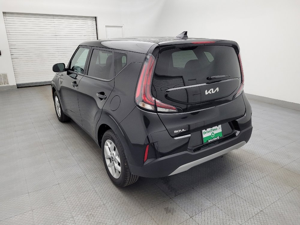 Used 2025 Kia Soul LX w/ LX Technology Package image 5