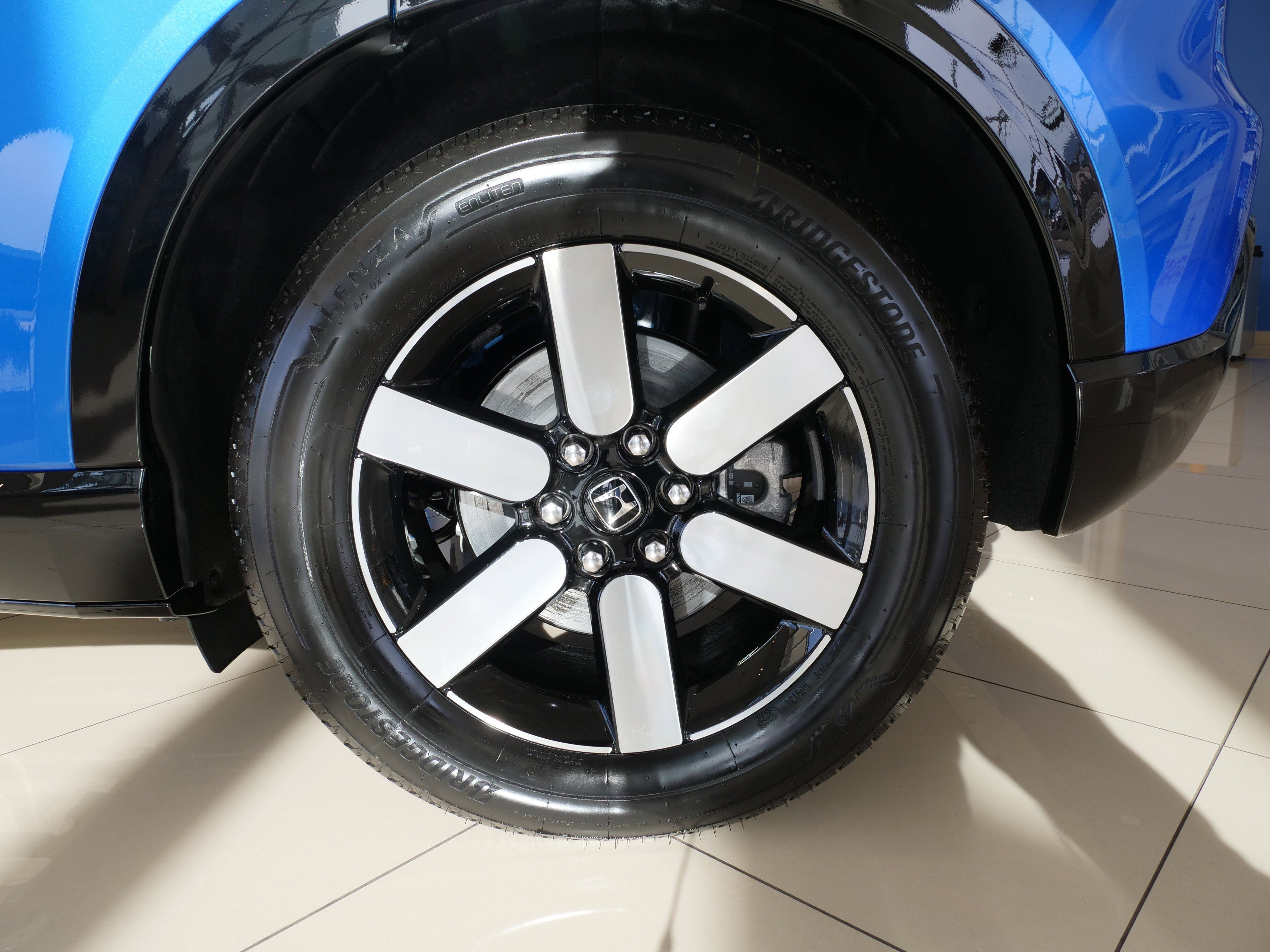 New 2025 Honda Prologue Touring image 12