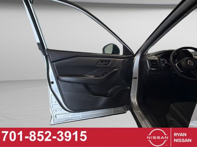 Certified 2024 Nissan Rogue S AWD/4WD image 34