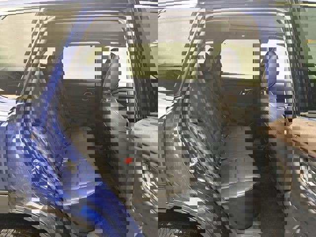 Used 2021 Nissan Rogue SV w/ Premium Package image 18