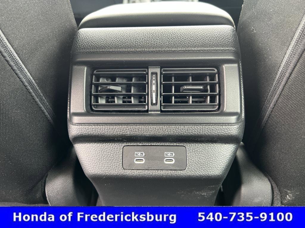 Used 2025 Honda Accord SE image 31