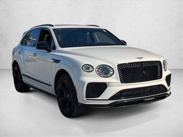 Used 2023 Bentley Bentayga image 3