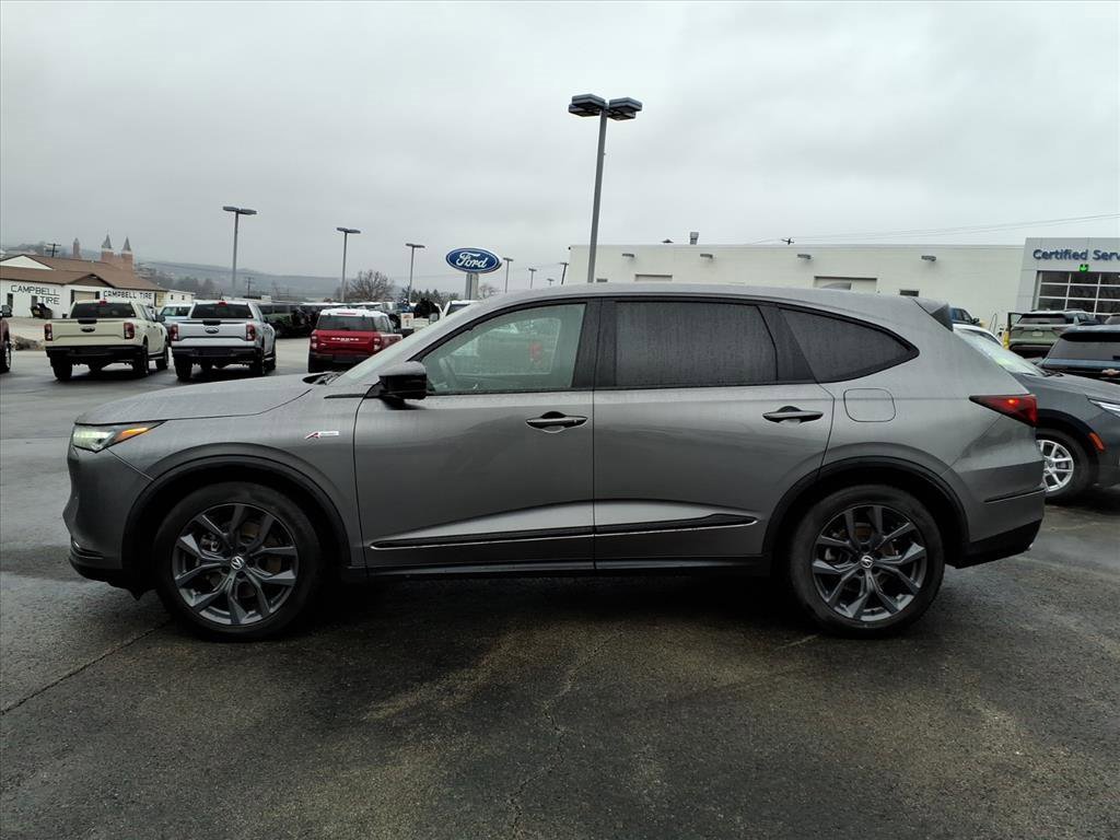 Used 2023 Acura MDX A-Spec image 2