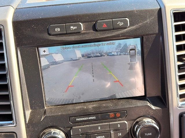 Used 2017 Ford F350 Lariat w/ Lariat Ultimate Package image 4