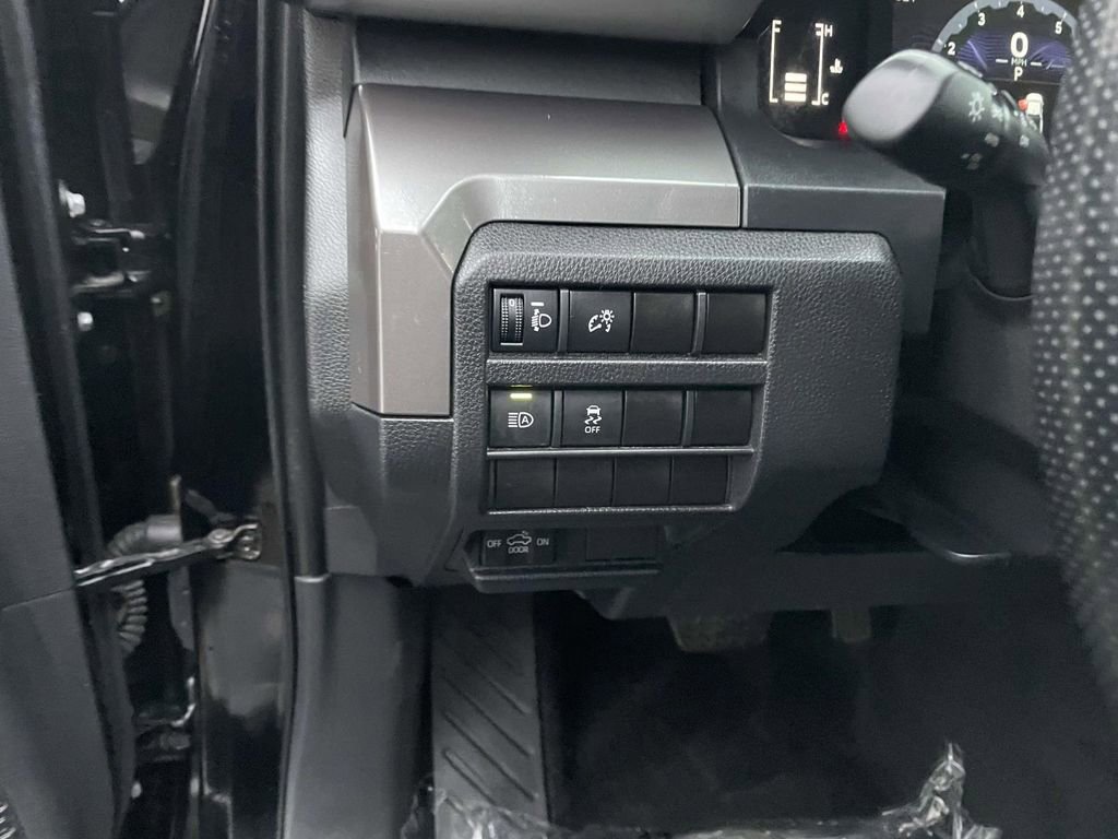 Used 2024 Toyota Tacoma SR5 image 30
