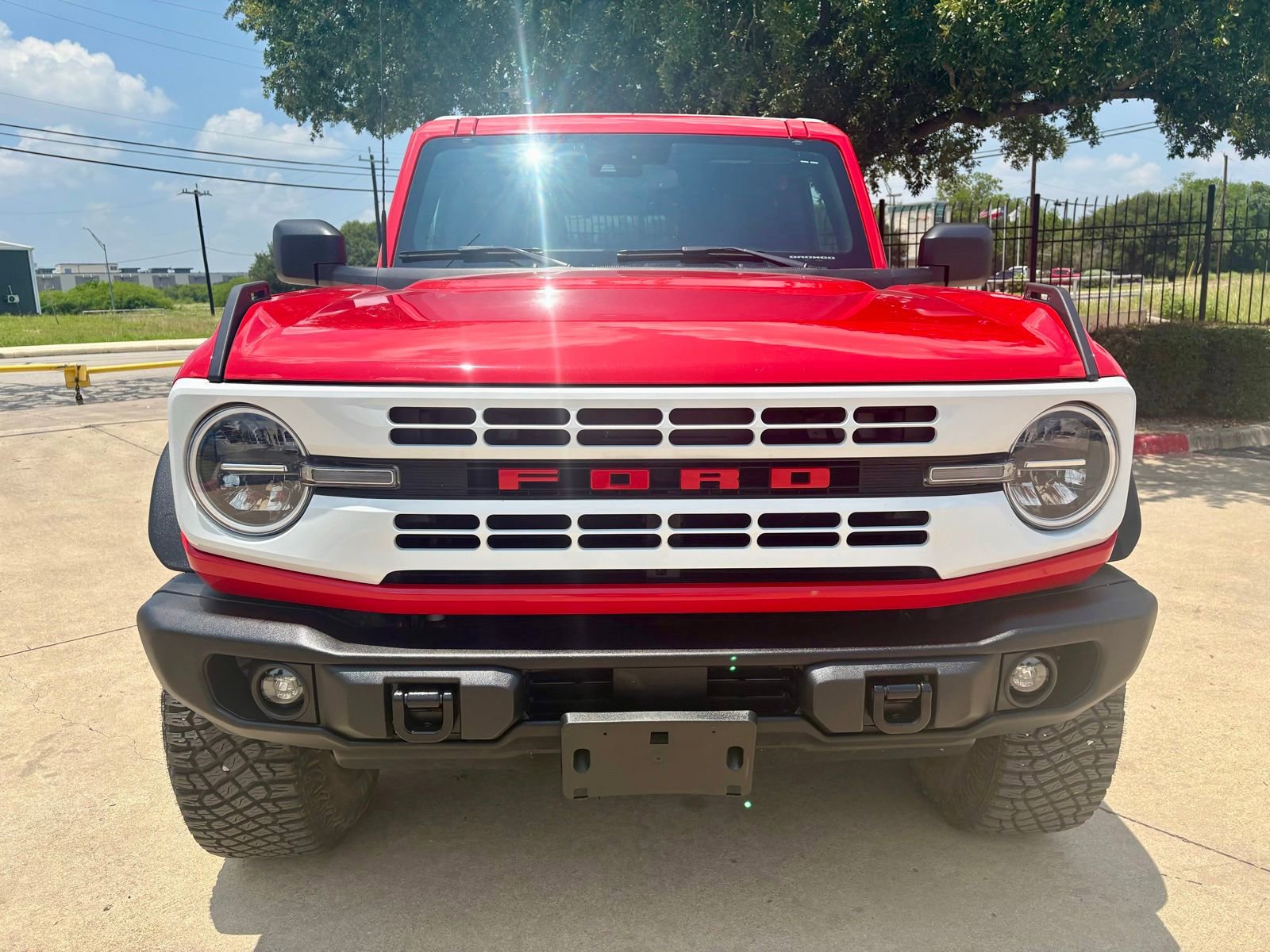 Used 2023 Ford Bronco Heritage Edition AWD/4WD image 6