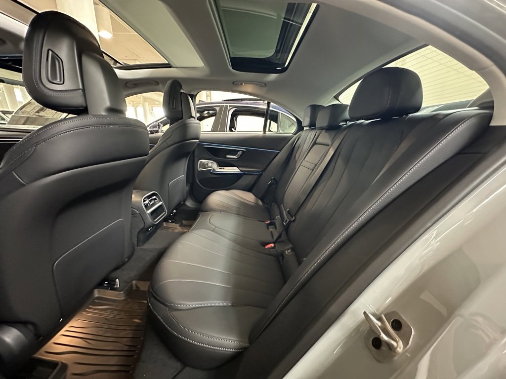 New 2026 Mercedes-Benz E 350 4MATIC Sedan image 15