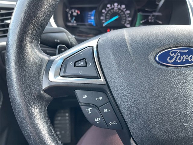 Used 2016 Ford Edge Titanium w/ Technology Package image 23