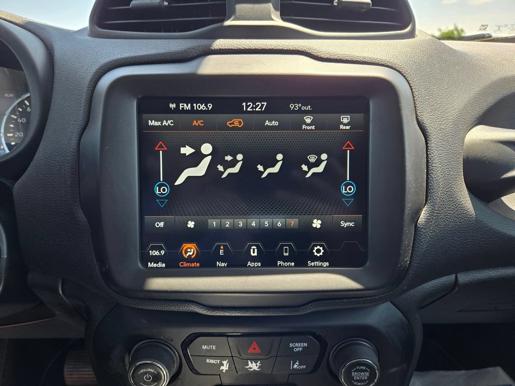 Used 2022 Jeep Renegade Latitude AWD/4WD image 22