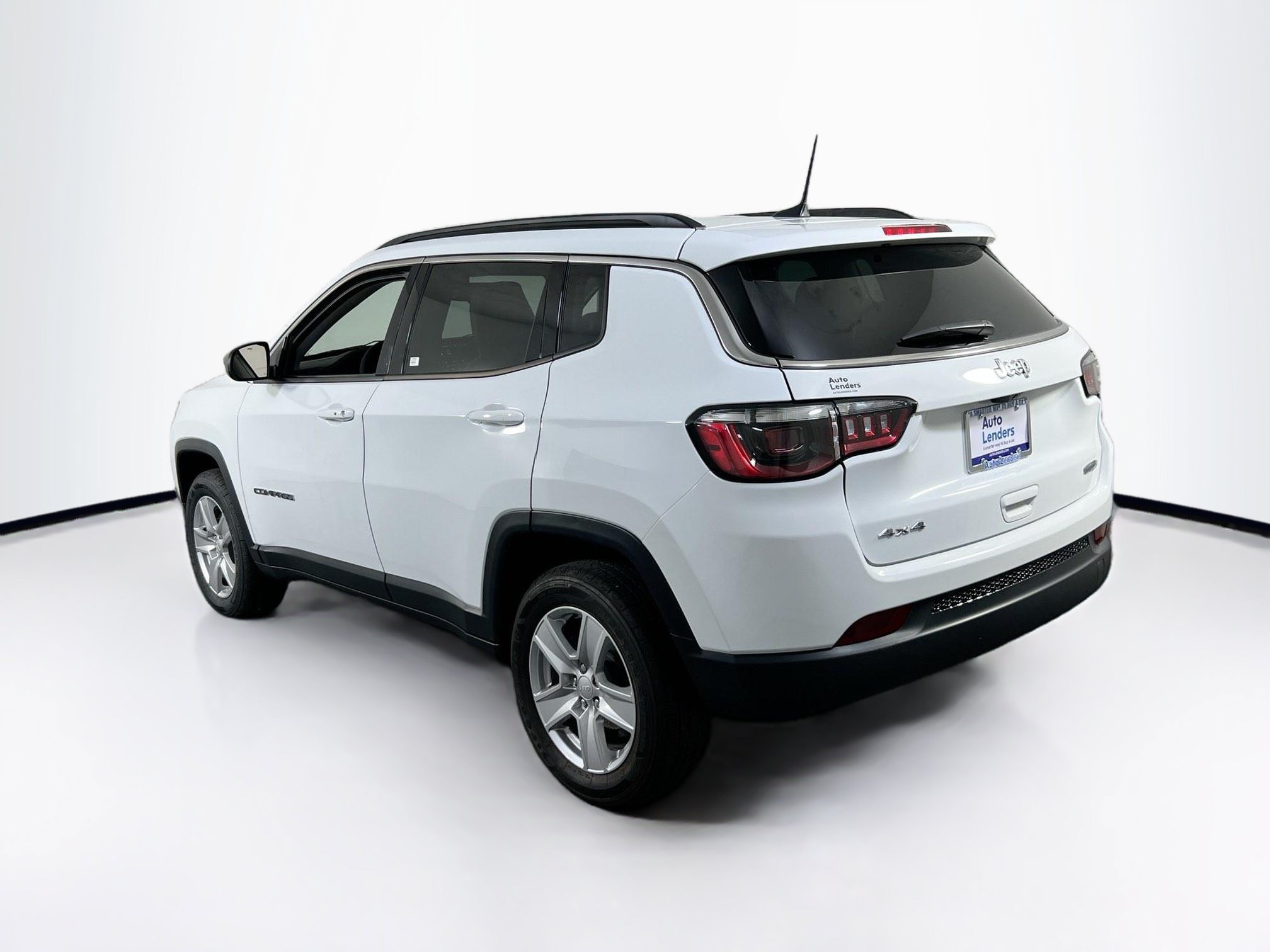 Used 2022 Jeep Compass Latitude AWD/4WD image 7
